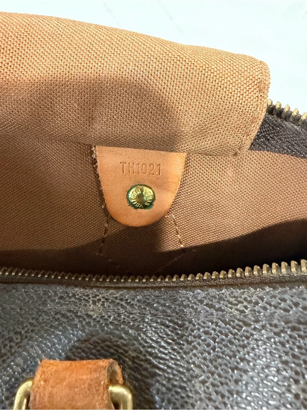 Louis Vuitton Monogram Speedy Satchel - Dark Brown & Tan